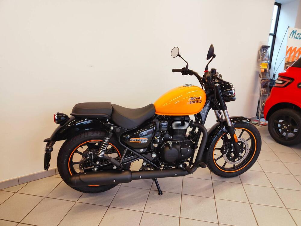 Royal Enfield Meteor 350 (2021 - 26) (9)