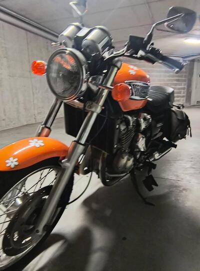 Triumph Thunderbird 900 (1995 - 01) usata