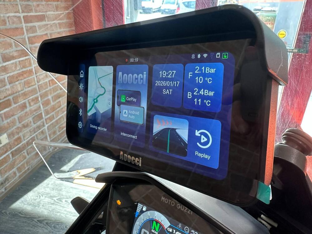 Moto Guzzi V85 TT (2021 - 23) (19)