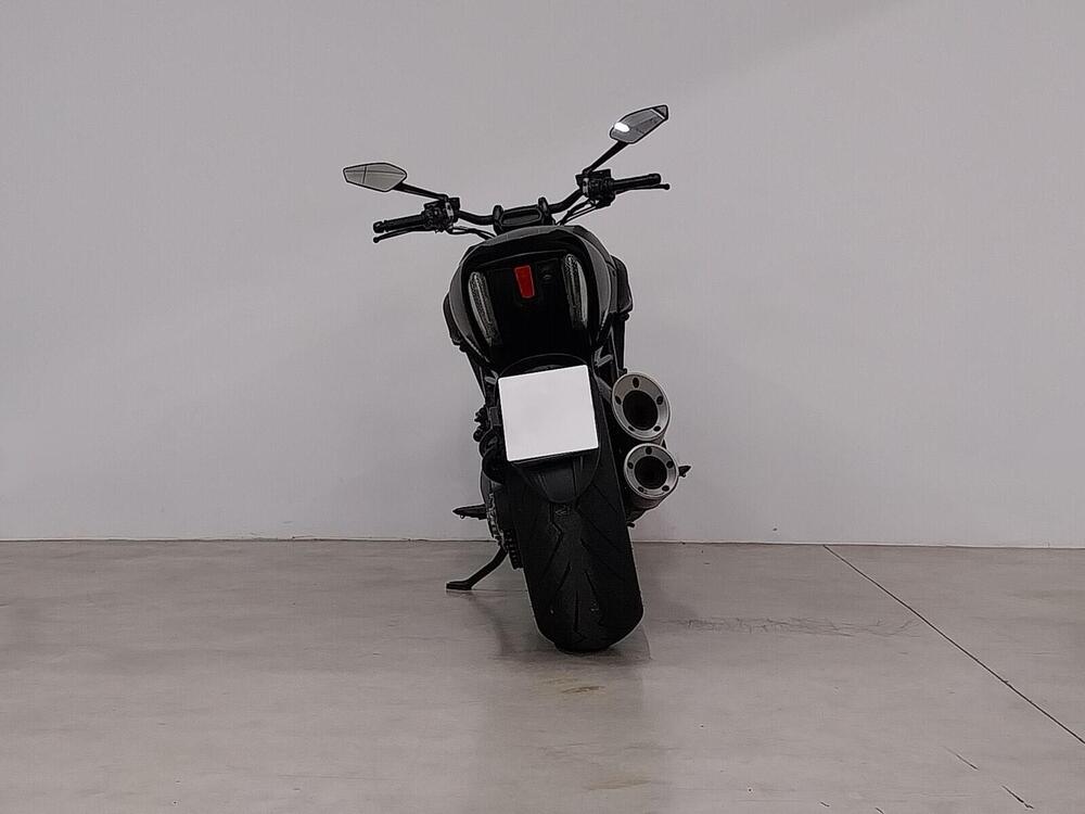 Ducati Diavel 1200 Carbon (2014 - 16) (4)