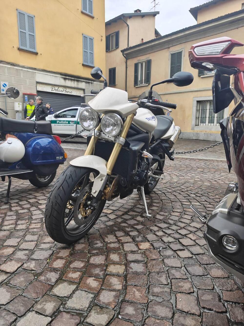 Triumph Street Triple (2007 - 12) (4)