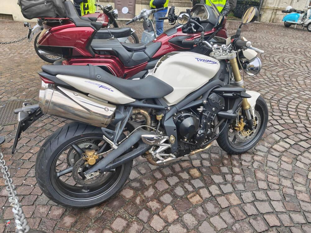 Triumph Street Triple (2007 - 12) (11)