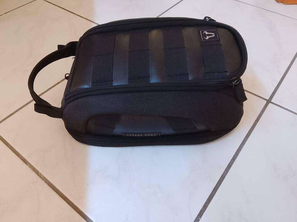 Moto Guzzi V7 Stone Corsa (2023 - 25) (4)