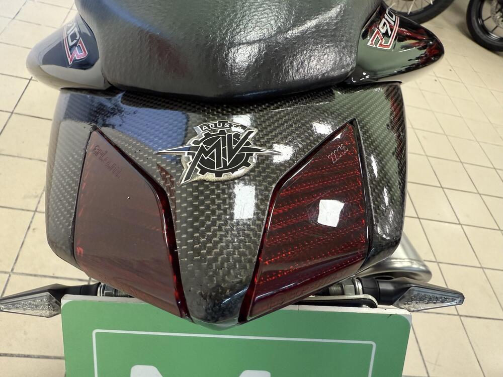 MV Agusta Brutale 910 R (2006 - 11) (10)