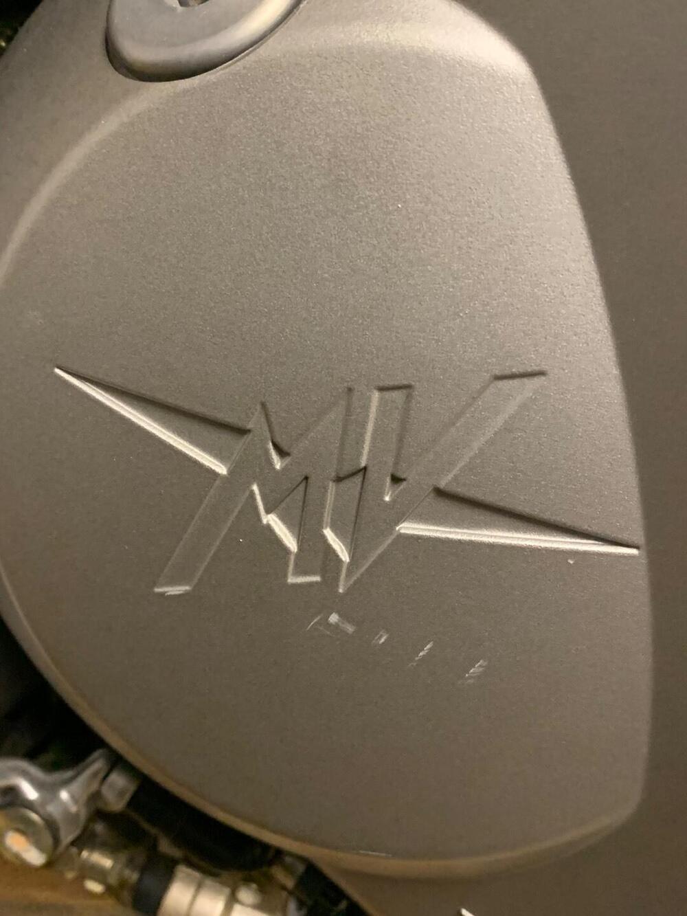 MV Agusta Brutale 910 S (2005 - 11) (8)