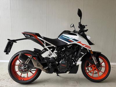KTM 125 Duke (2021 - 23) usata