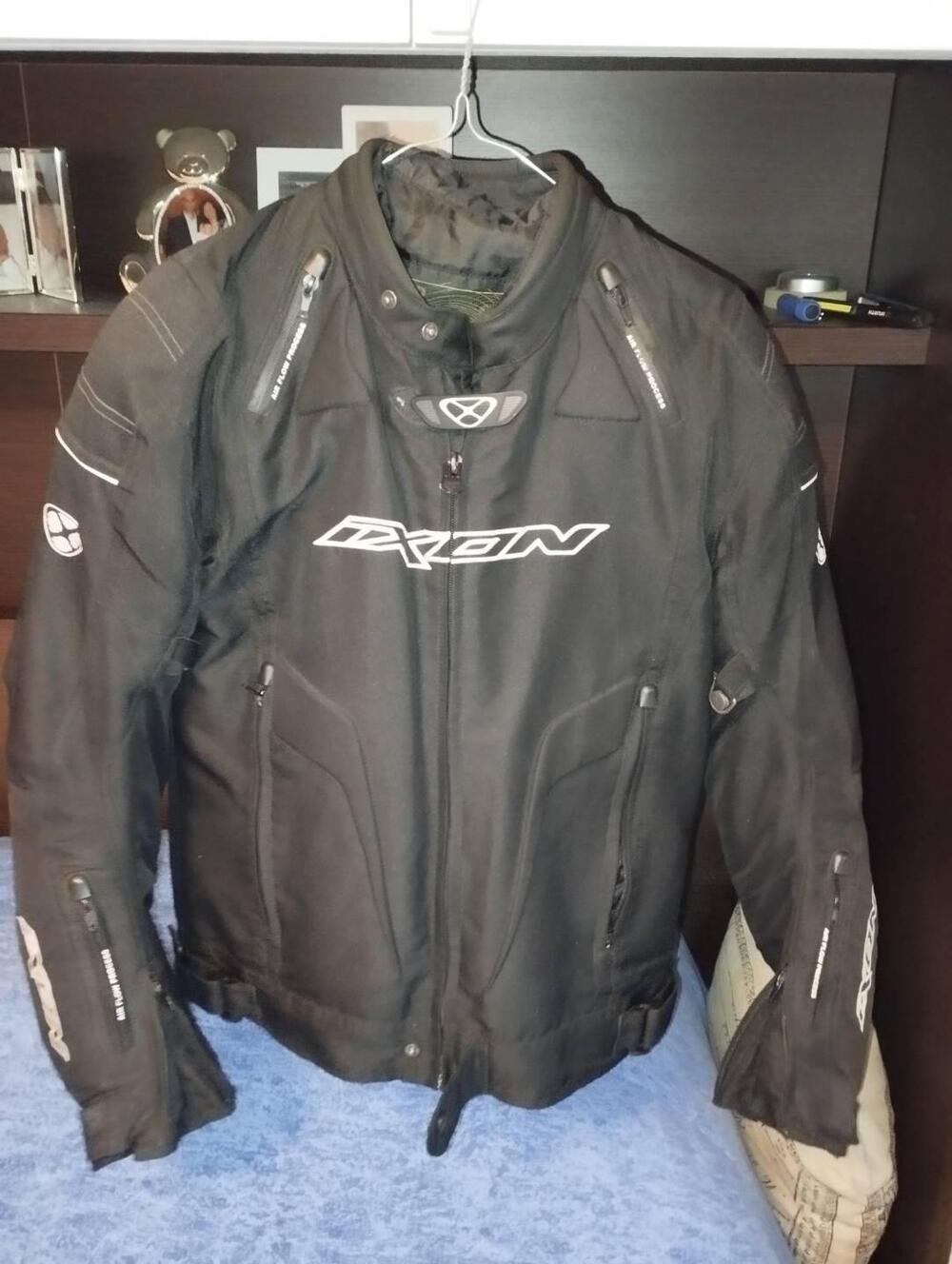 Giacca Moto izon 4 Stagioni tg 50 +Paraschiena Ixon