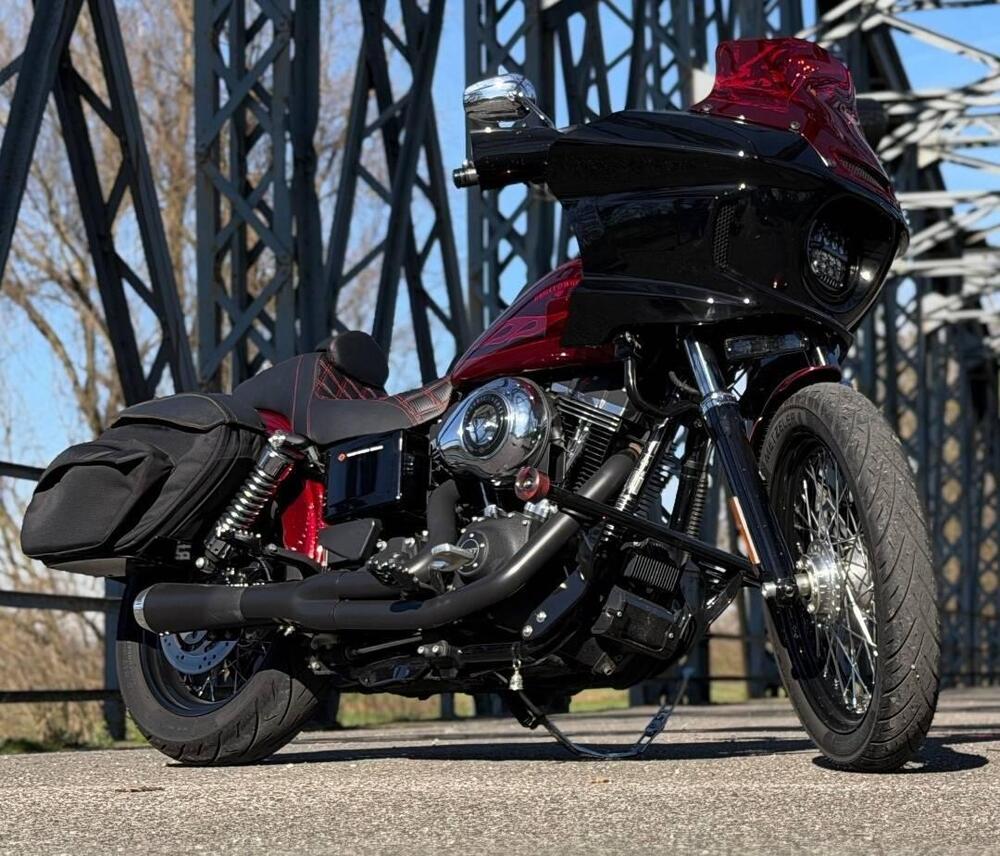 Harley-Davidson 1690 Street Bob (2017) - FXDB (2)