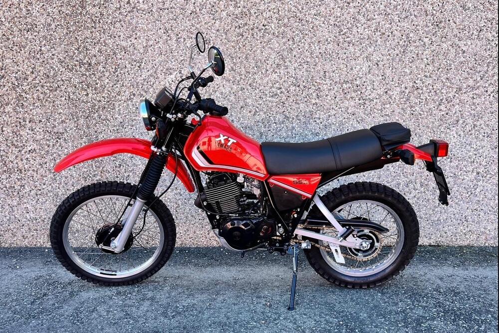 Yamaha XT 550
