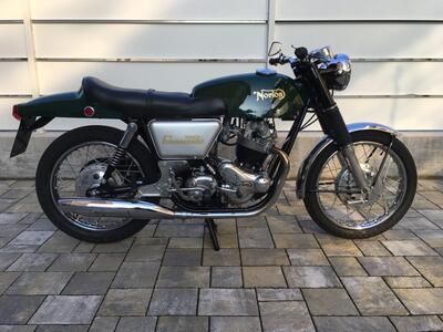 Norton Commando 750 Fast-back d'epoca