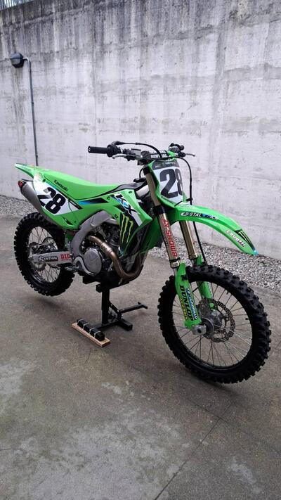 Kawasaki KX 450 (2025) usata