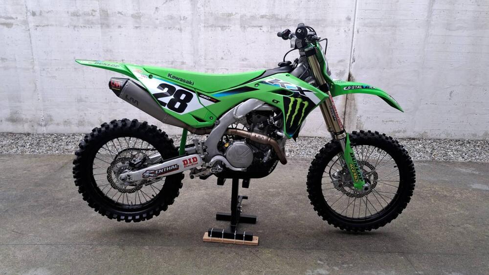 Kawasaki KX 450 (2025) (4)