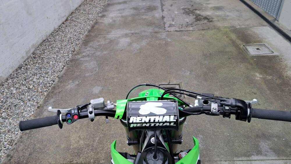 Kawasaki KX 450 (2025) (10)