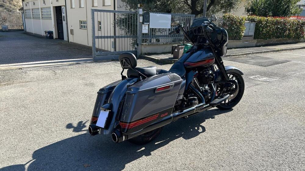 Harley-Davidson 117 Street Glide (2021) - FLHXSE (3)