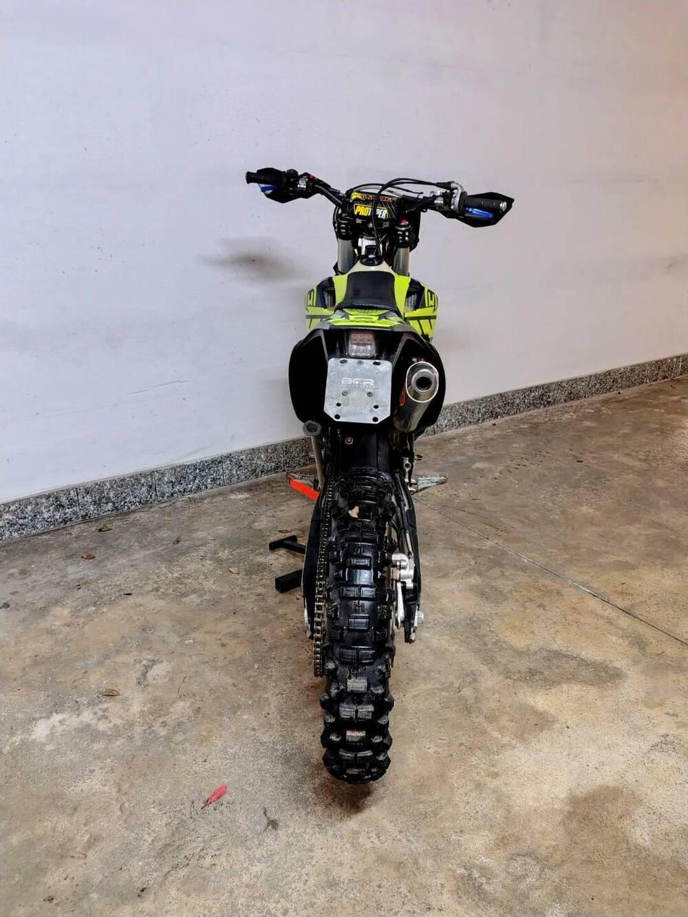 Husqvarna TE 250i (2019) (4)