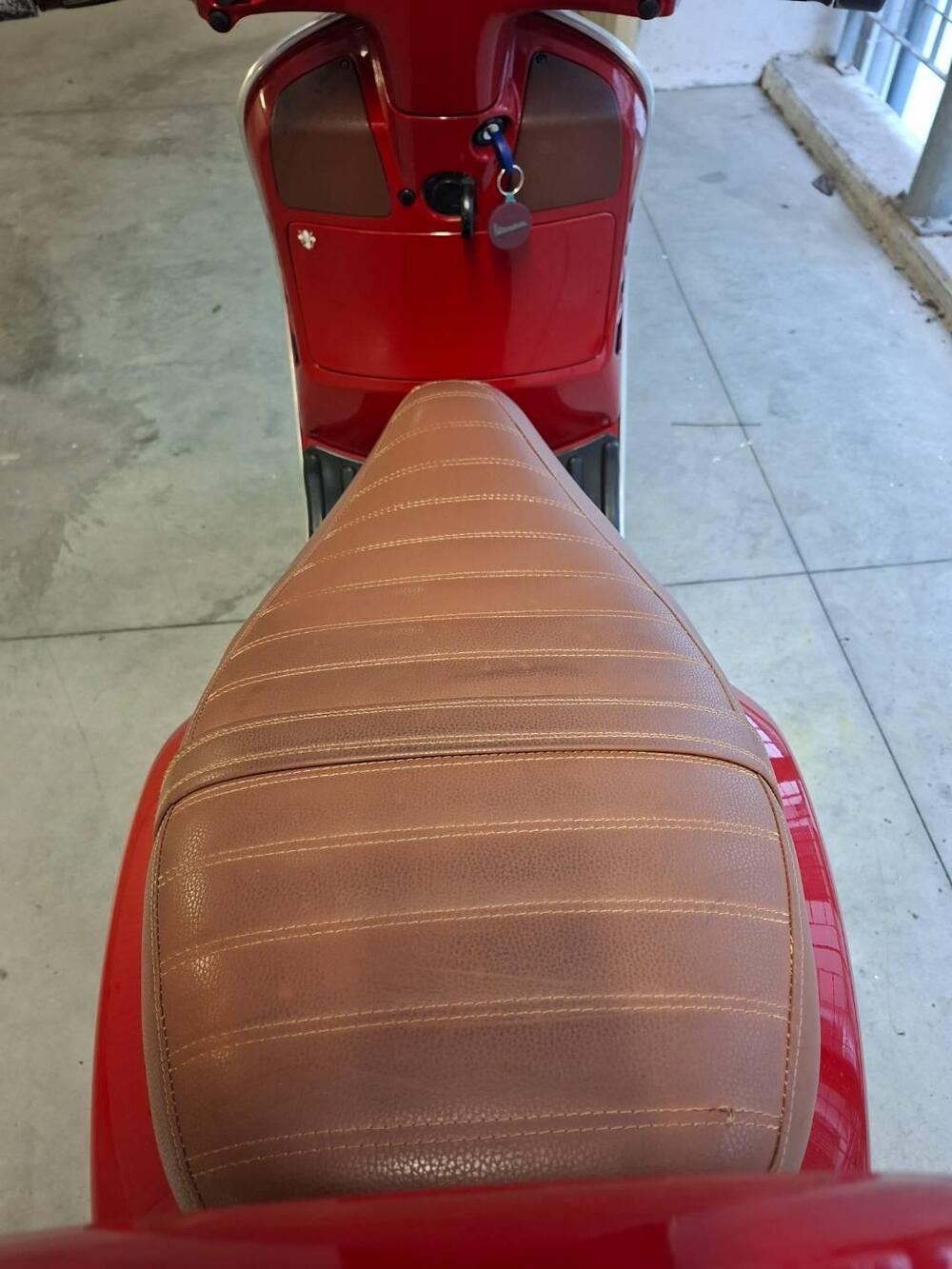 Vespa Granturismo 200 L (4)