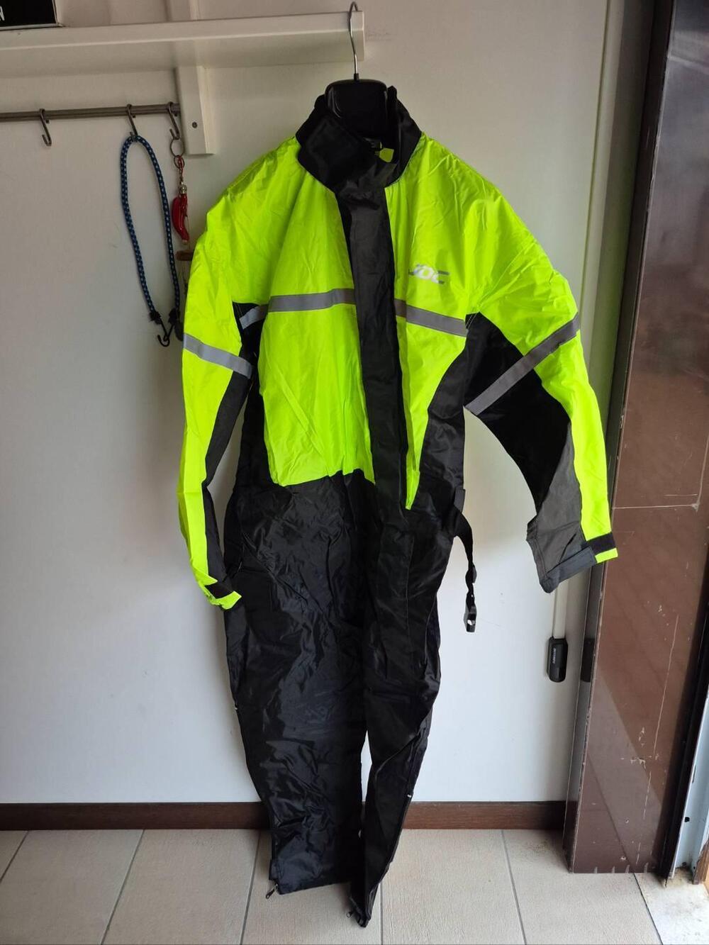 Tuta antipioggia con cerniera Jdc