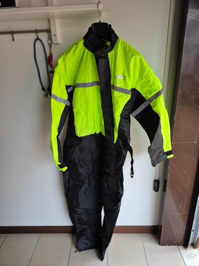 Tuta antipioggia con cerniera Jdc