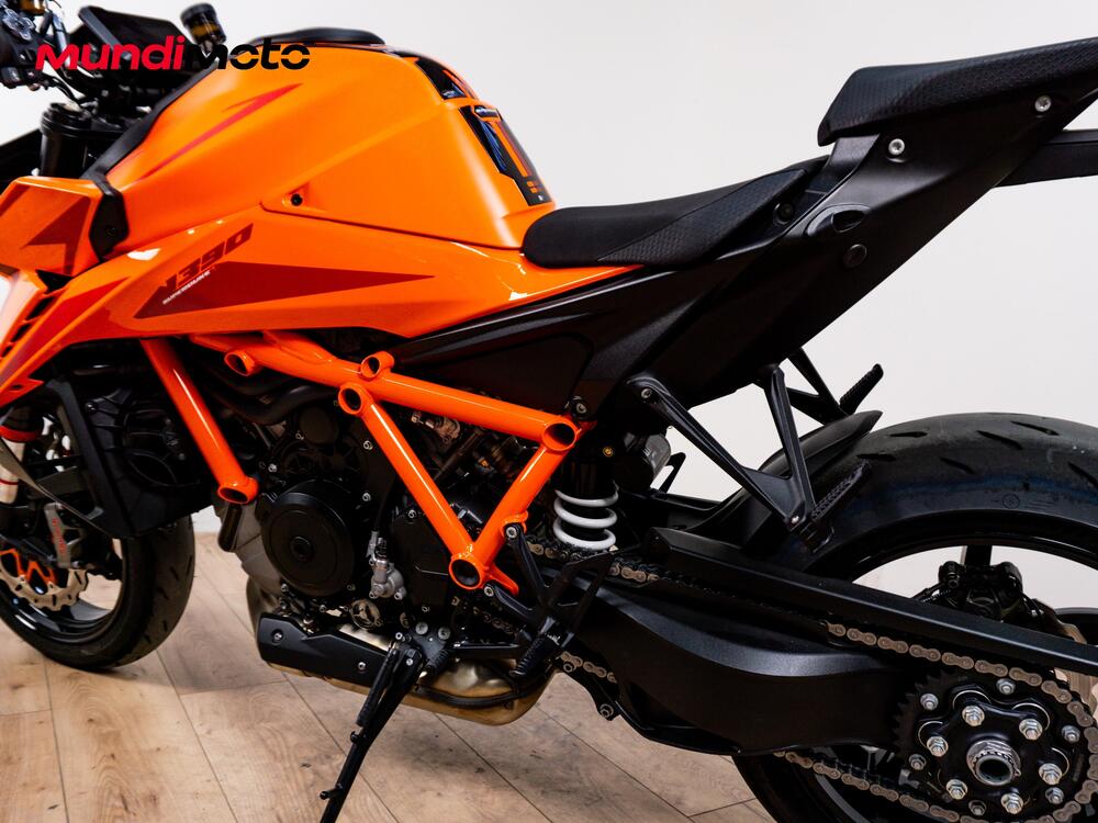 KTM 1390 Super Duke R EVO (2024 - 26) (8)
