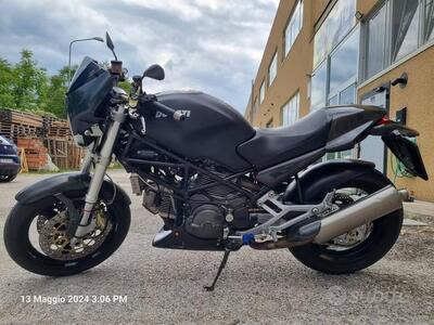 Ducati Monster 900 I.E. (1999 - 02) usata