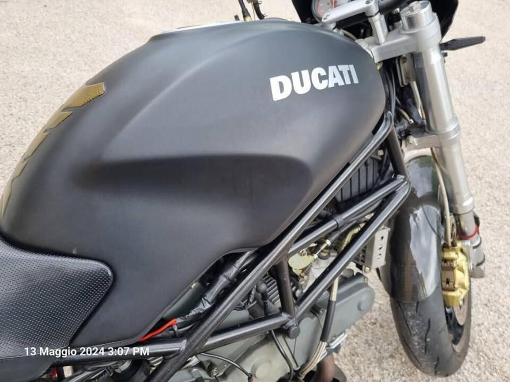 Ducati Monster 900 I.E. (1999 - 02) (14)