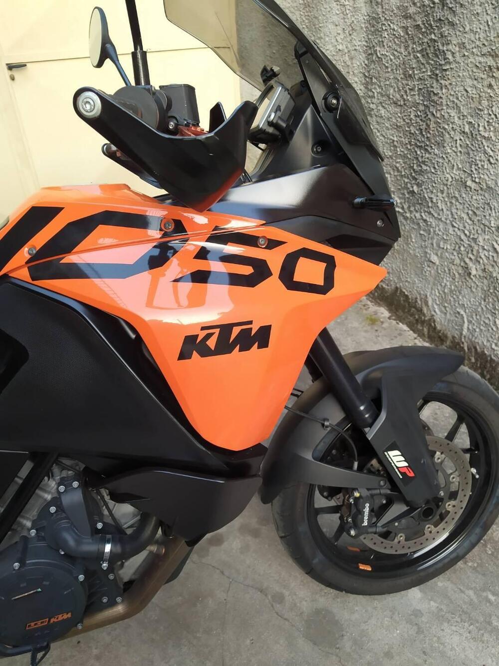 KTM 1050 Adventure (2015 - 16) (2)