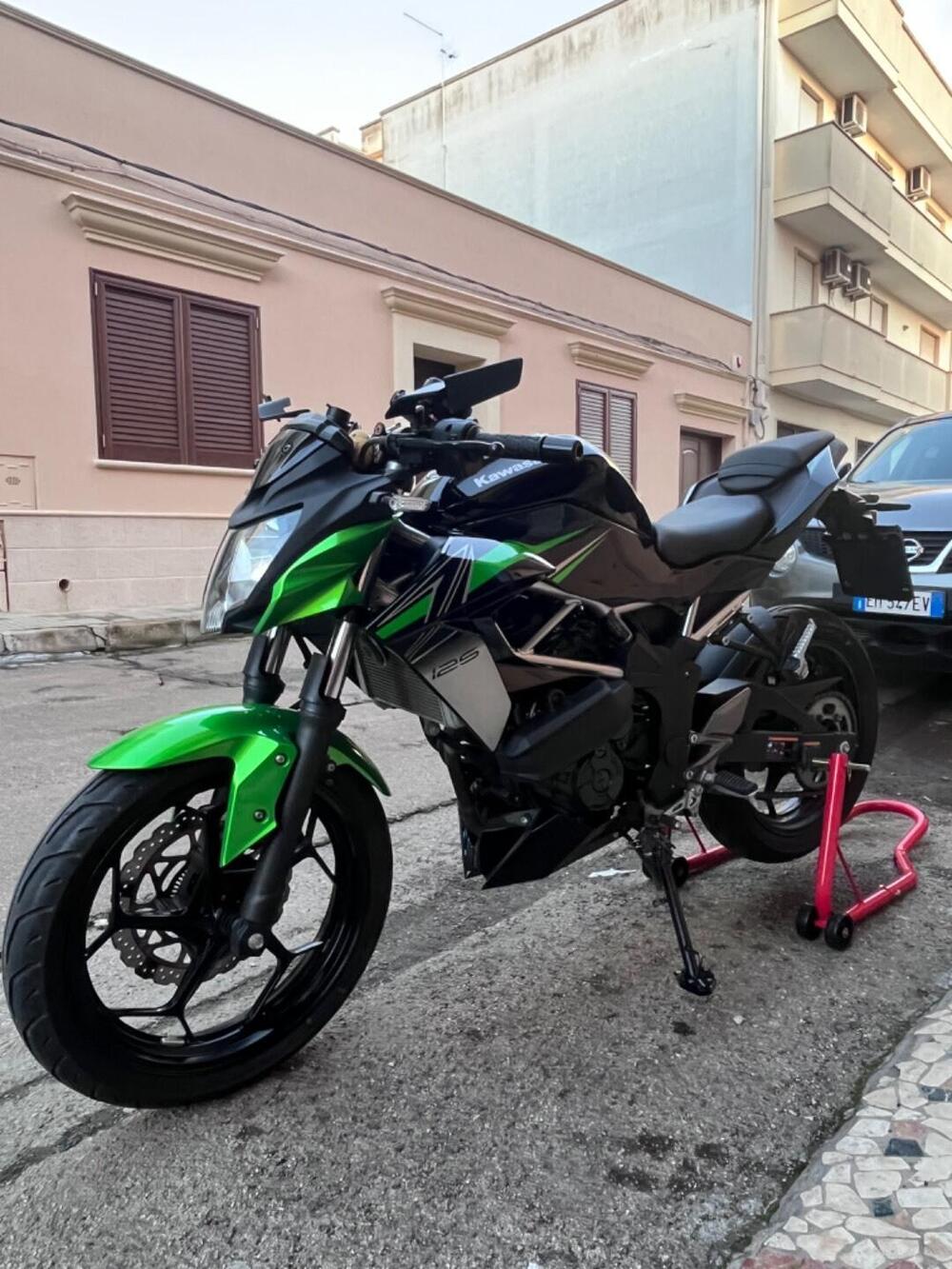 Kawasaki Z 125 (2021 - 24) (2)