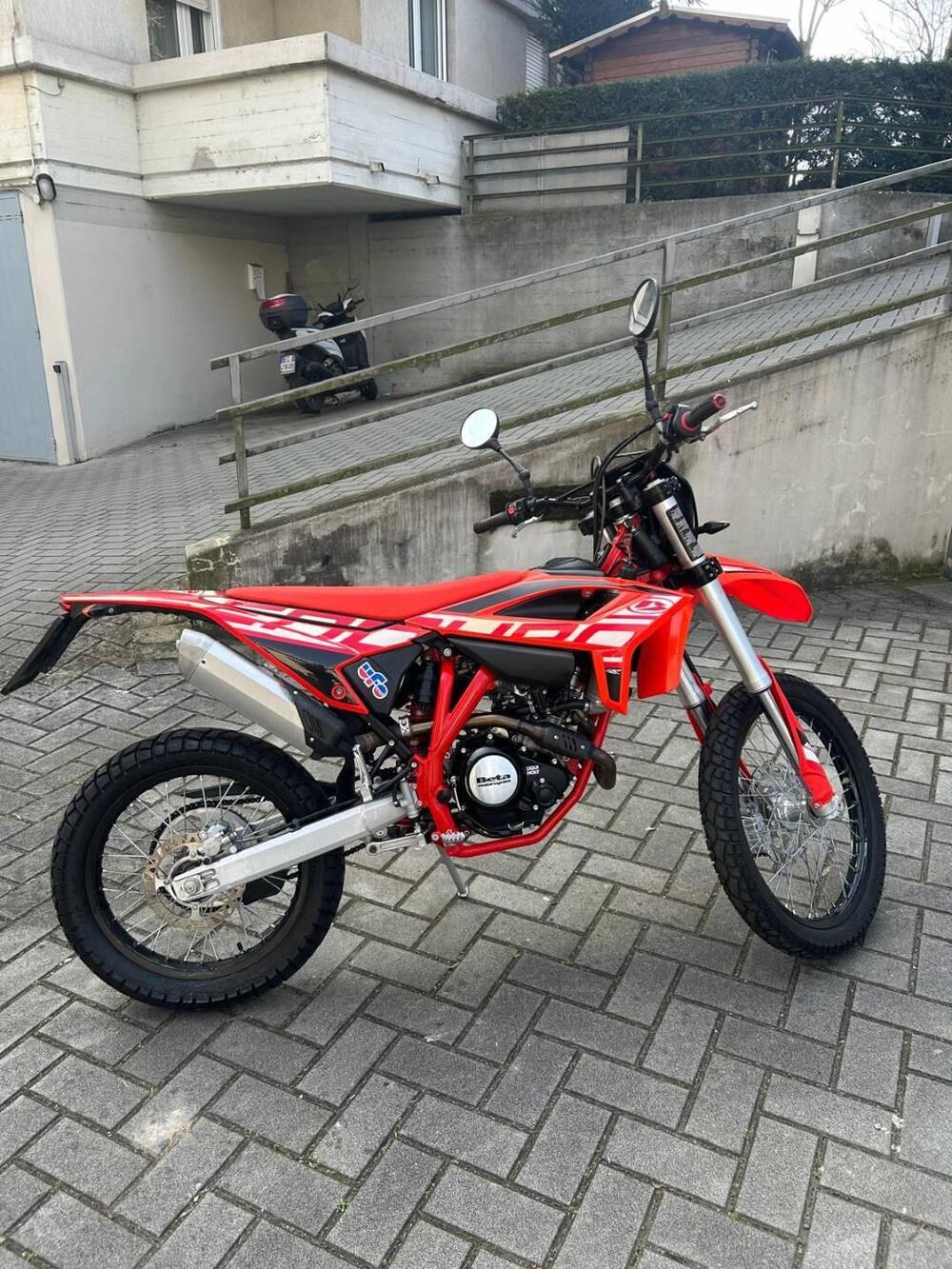 Betamotor RR 125 4T Enduro LC (2021 - 23) (5)