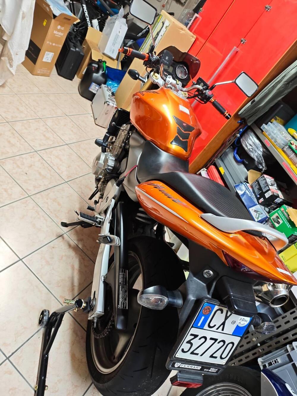 Honda Hornet 600 (2005 - 06) (4)