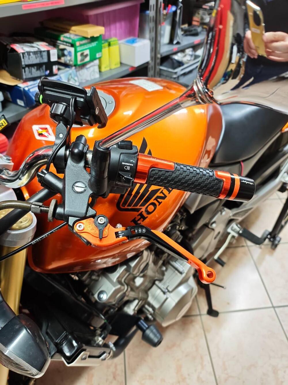 Honda Hornet 600 (2005 - 06) (6)