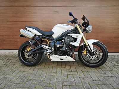 Triumph Street Triple (2007 - 12) usata