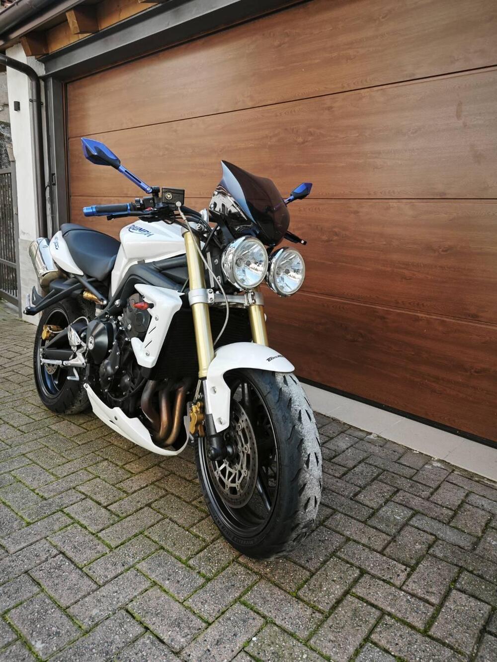 Triumph Street Triple (2007 - 12) (3)