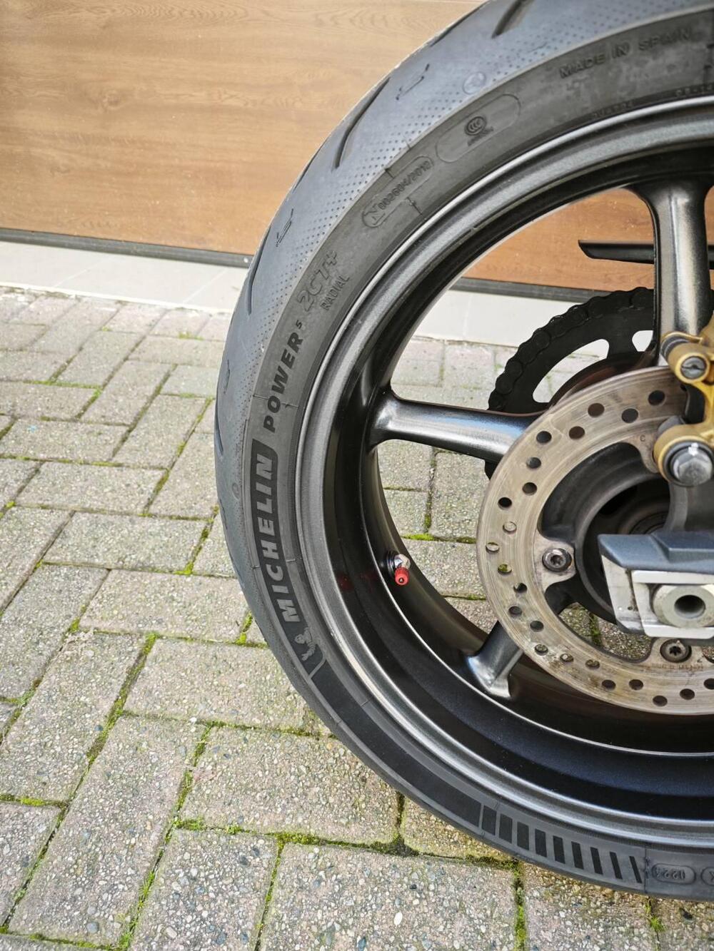 Triumph Street Triple (2007 - 12) (9)