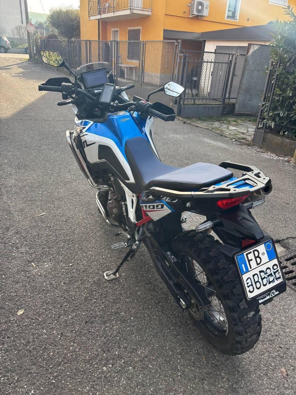 Honda Africa Twin CRF 1100L Urban (2022 - 23) (2)