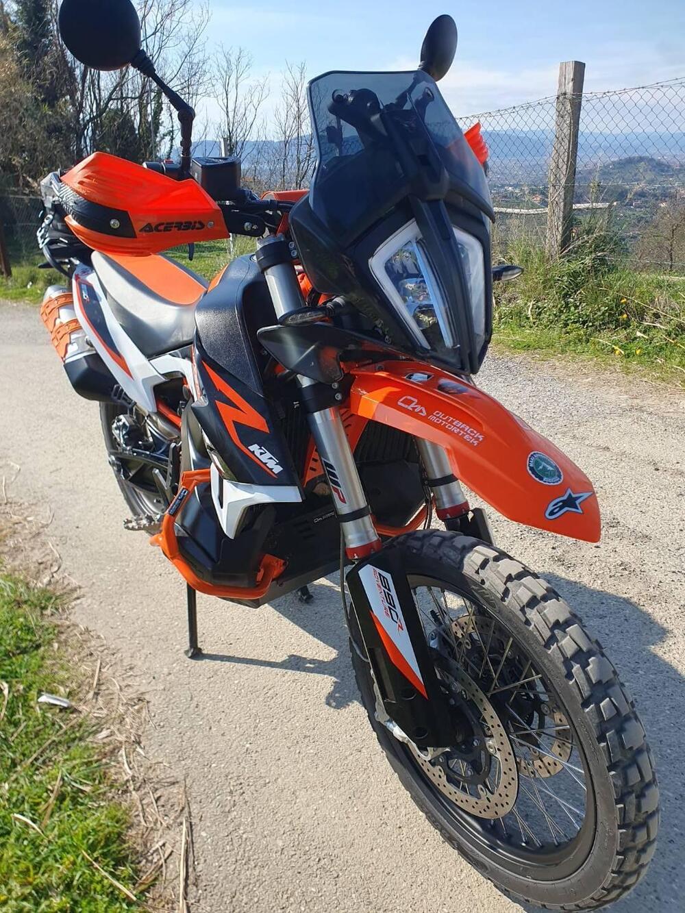 KTM 890 Adventure R (2022) (9)