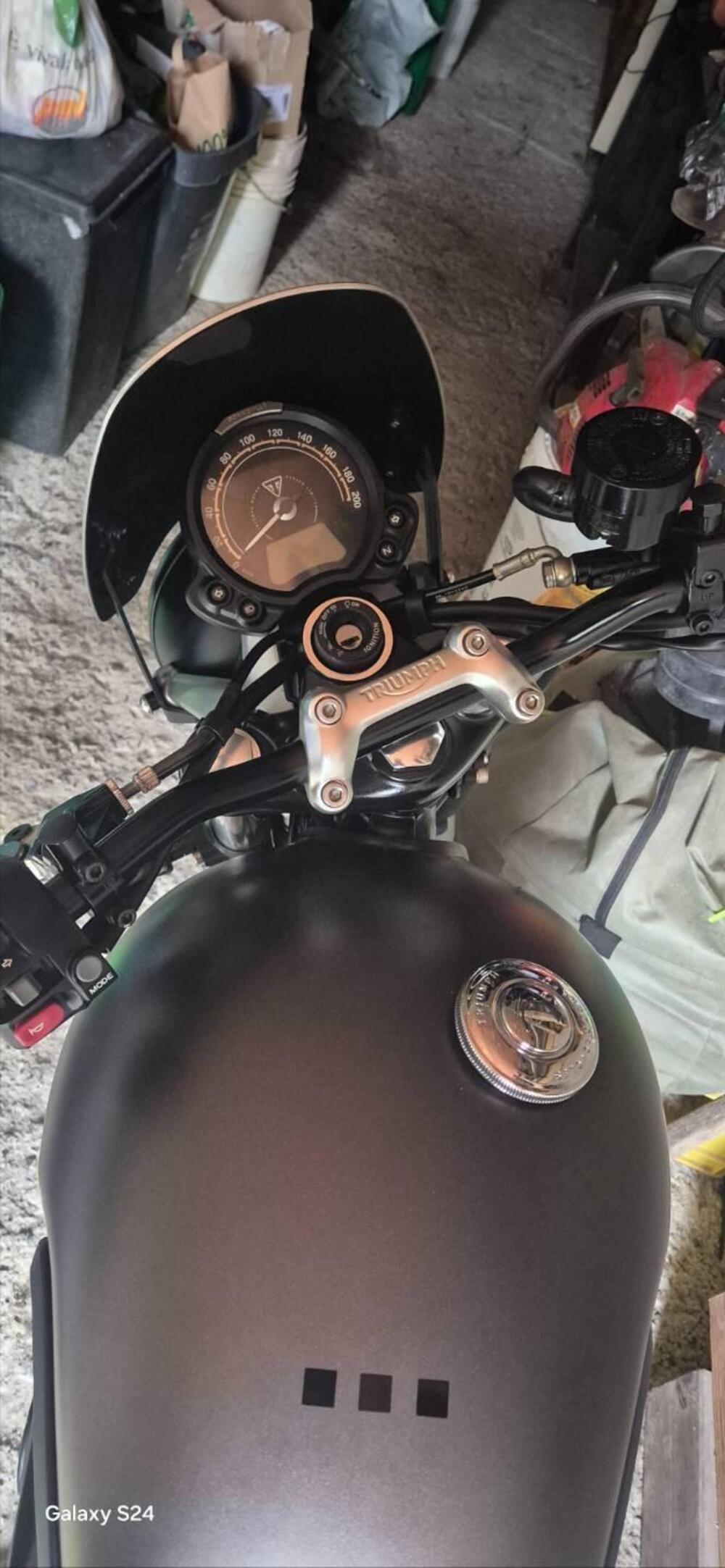 Triumph Street Twin 900 (2021 - 22) (6)