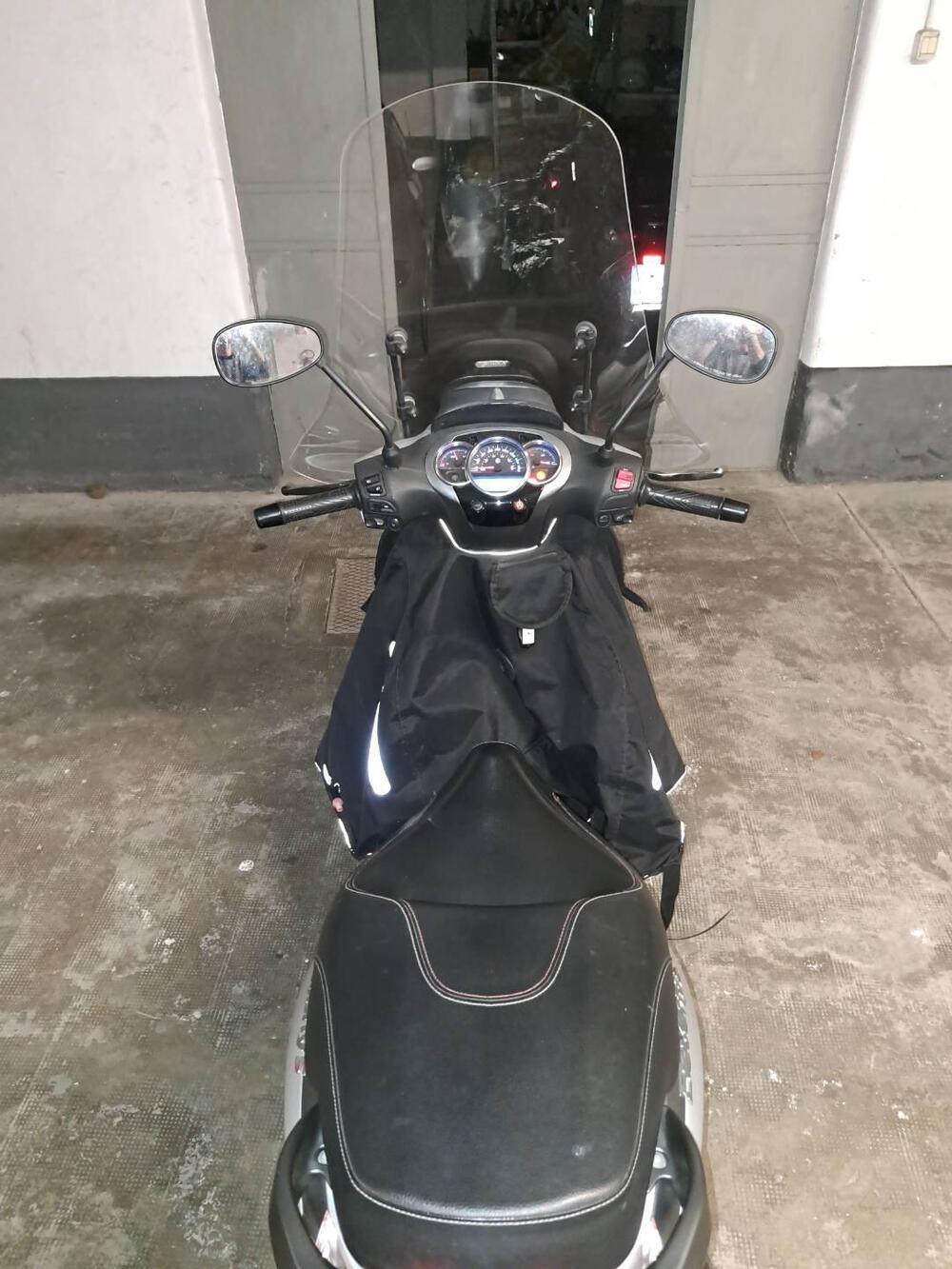 Piaggio Beverly 300 i.e. ABS-ASR (2016 - 20)