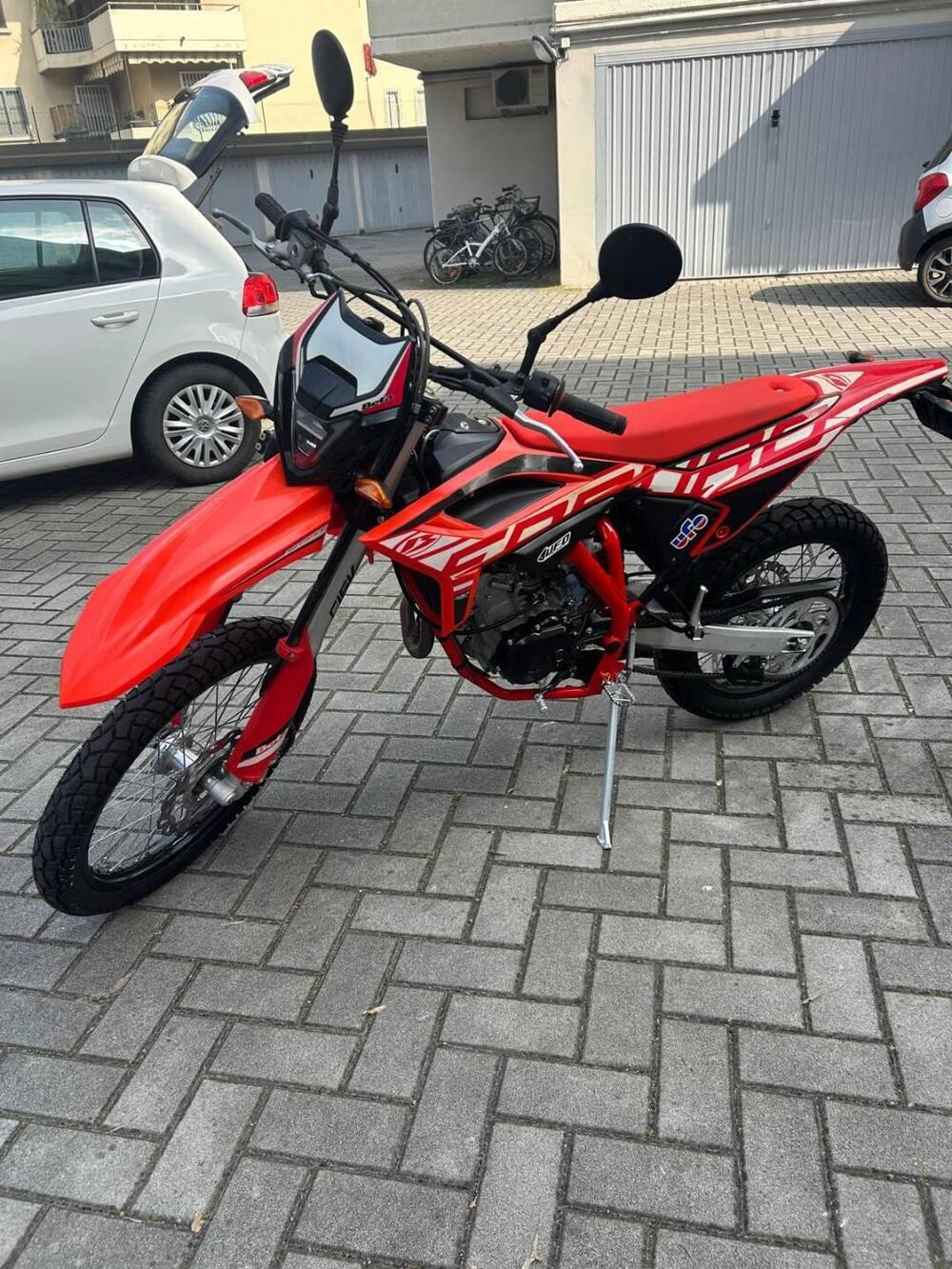 Betamotor RR 125 4T Enduro LC (2021 - 23) (5)