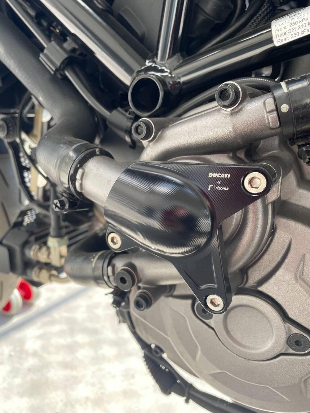 Ducati Hypermotard 950 RVE (2020) (11)