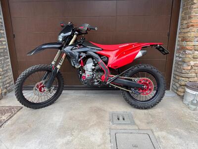 Honda CRF 250R (2014) usata
