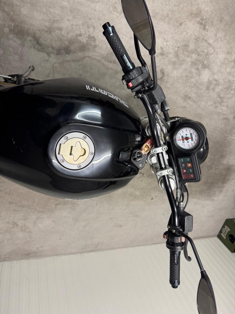 Ducati Monster 600 City Dark (1998 - 02) (7)