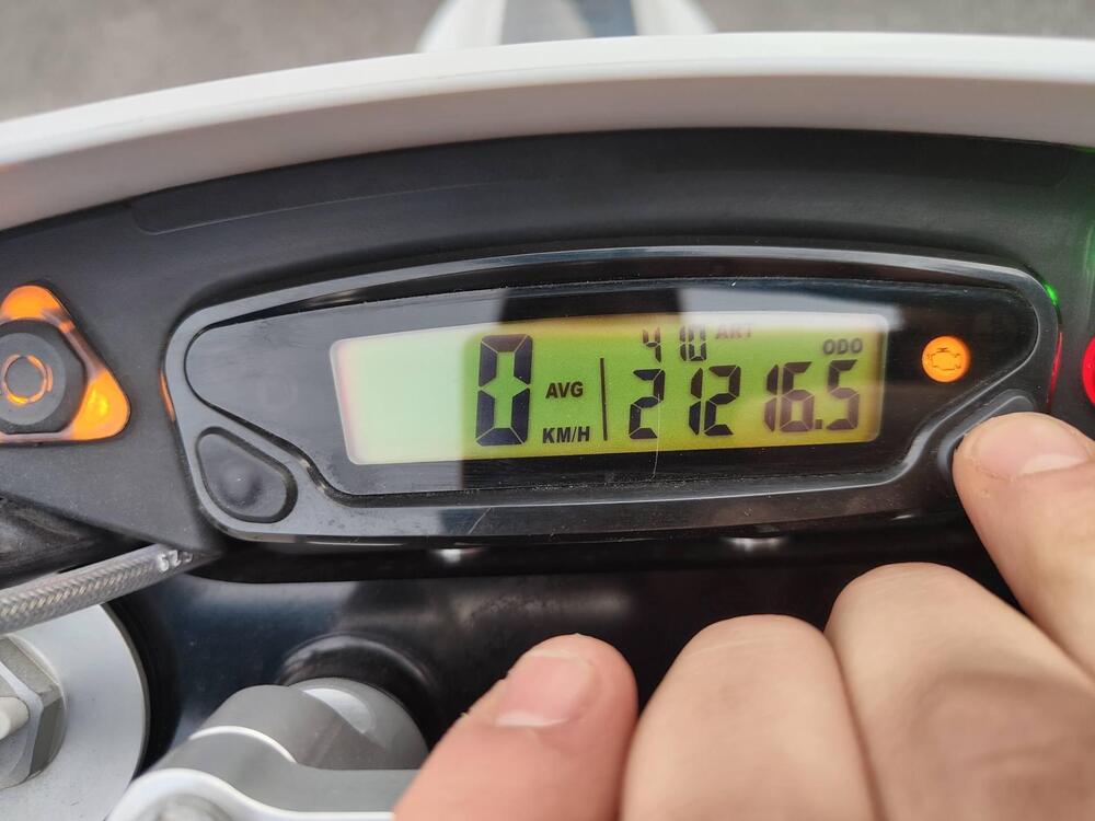 Husqvarna 701 Supermoto (2017 - 19) (19)