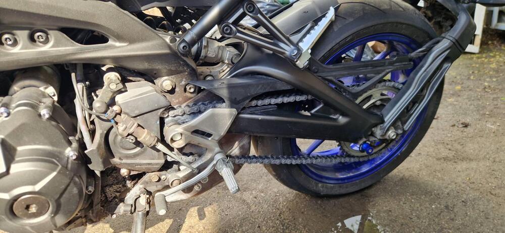 Yamaha MT-09 (2017 - 20) (3)