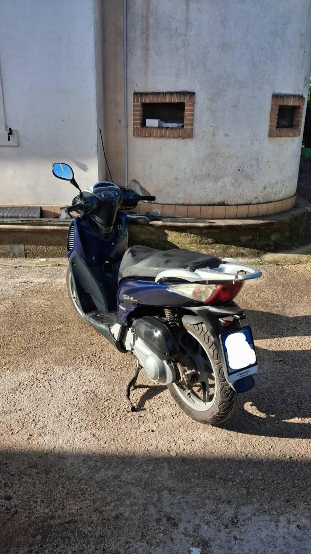 Honda SH 125 i (2005 - 08) (9)