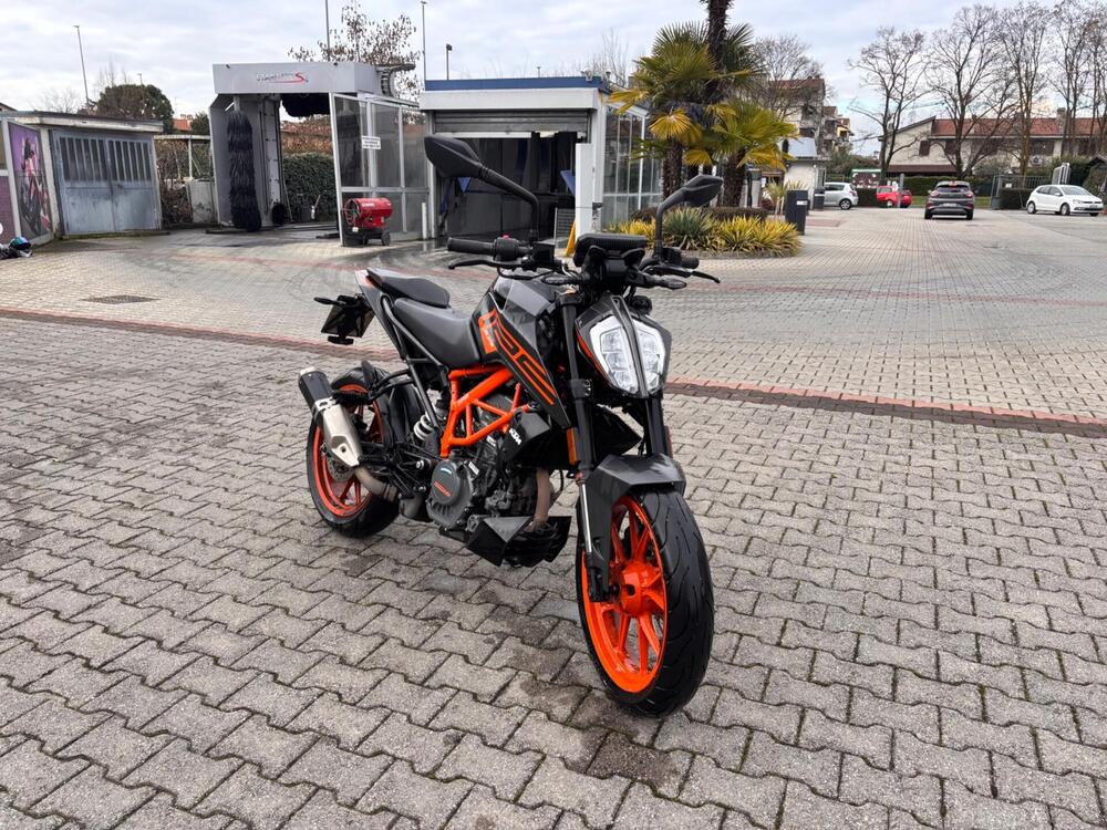 KTM 125 Duke (2021 - 23)