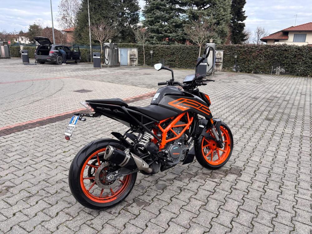 KTM 125 Duke (2021 - 23) (4)