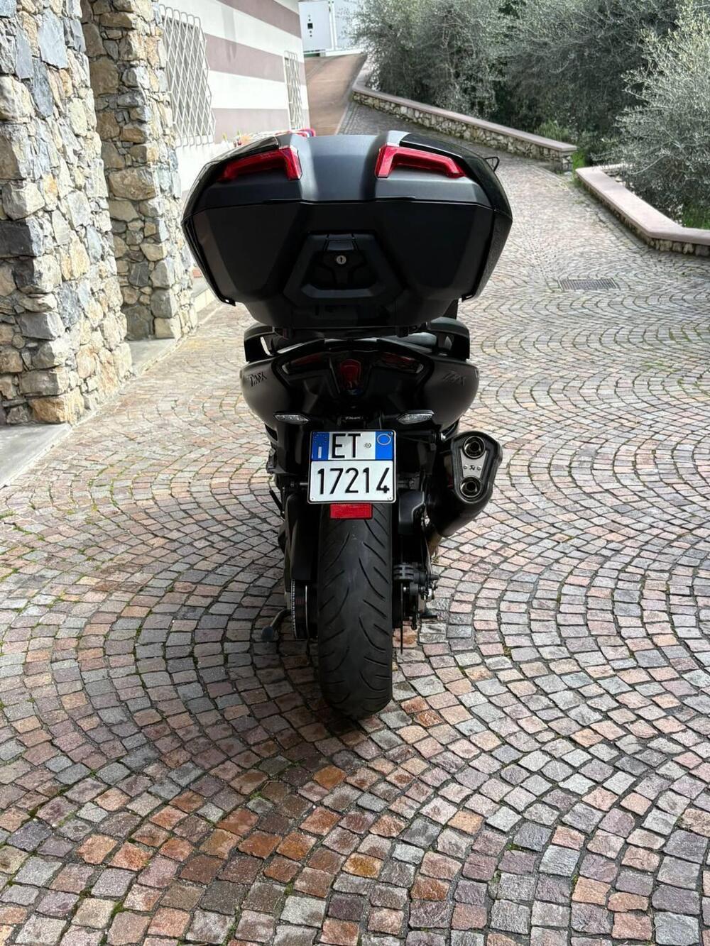 Yamaha T-Max 560 Tech Max (2020) (4)