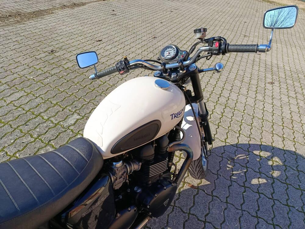 Triumph Bonneville SE (2009 - 13) (7)