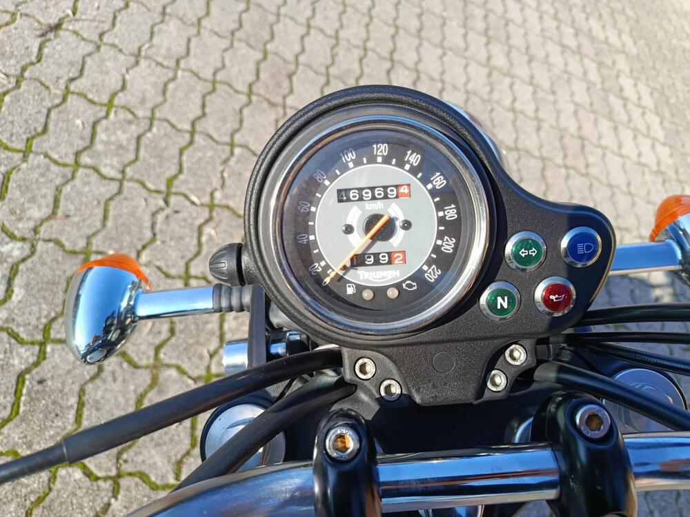 Triumph Bonneville SE (2009 - 13) (8)