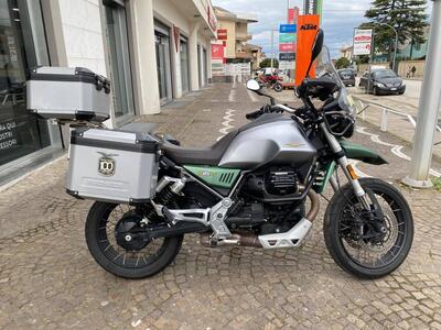 Moto Guzzi V85 TT Centenario (2021 - 22) usata